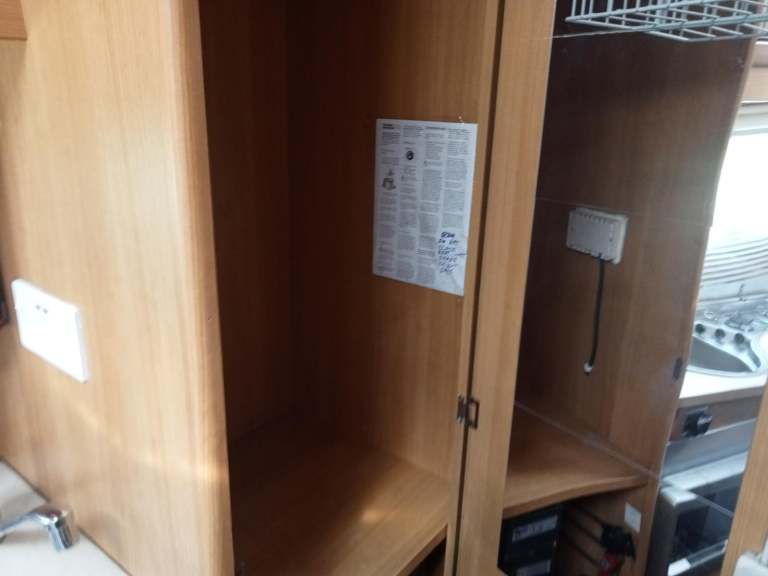 WARNING STOLEN VEHICLE STOLEN 