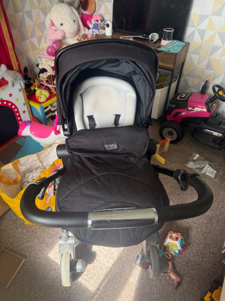 Silver cross pram 