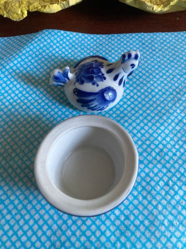 Vintage Gzhel Porcelain Russian Blue & White egg cup reasonable offers accepted
