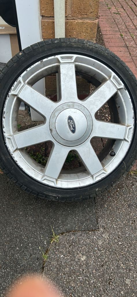 Ford Fiesta mk6 16 inch 7 spoke alloy wheel