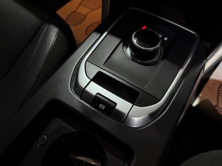 2016 Land Rover Discovery Sport 2.0 TD4 HSE Luxury SUV 5dr Diesel Auto 4WD Euro