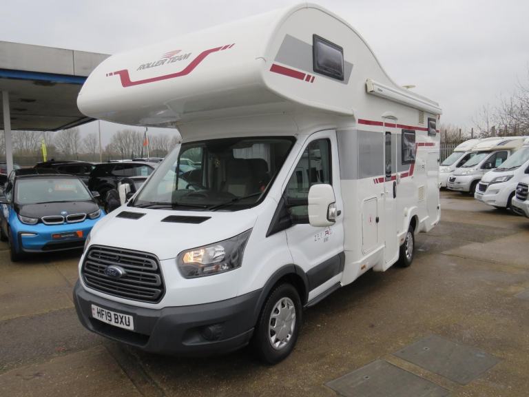 Roller Team Zefiro 690 G 6 Berth 6 Belts Family Motorhome