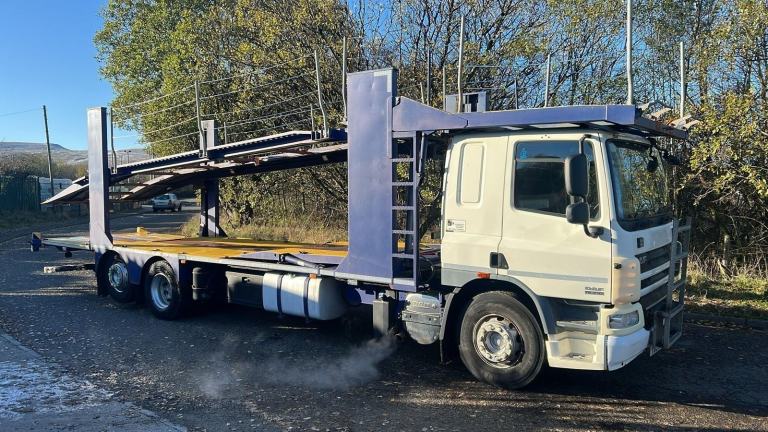 2013 (13) DAF CF75.310 LIFT TAG AXLE CAR TRANSPORTER. AUTO. 26 TON GVW