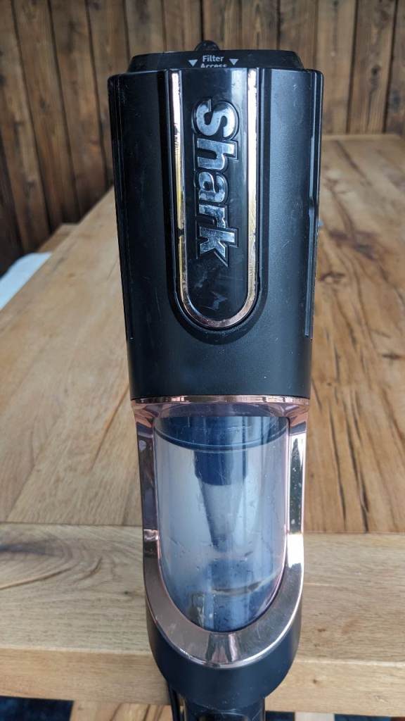 Shark duo folding vacuum cleaner 