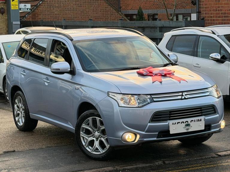2015 Mitsubishi Outlander 2.0h 12kWh GX3h CVT 4WD Euro 5 (s/s) 5dr ESTATE Petrol/Electric Hybrid ...