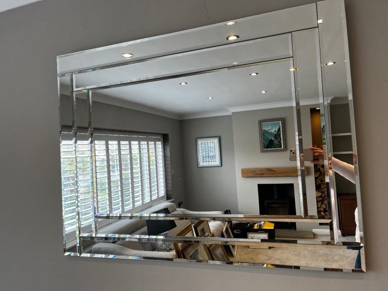 Large Bevelled Edge Wall Mirror – Excellent Condition
