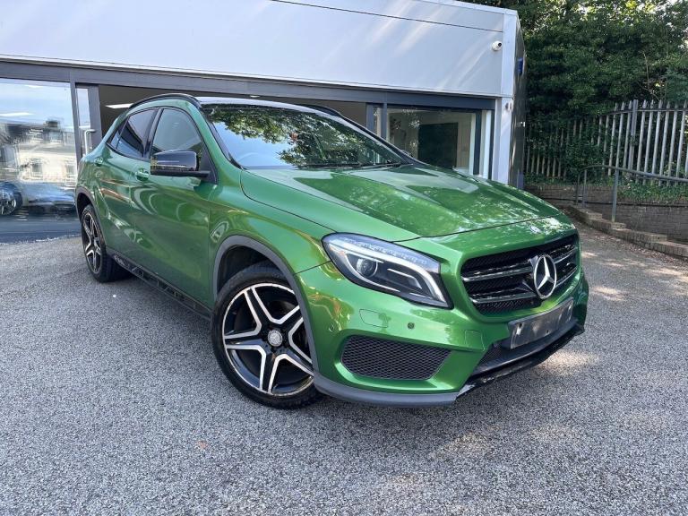 MERCEDES-BENZ GLA 2.1 GLA220d AMG Line 2016