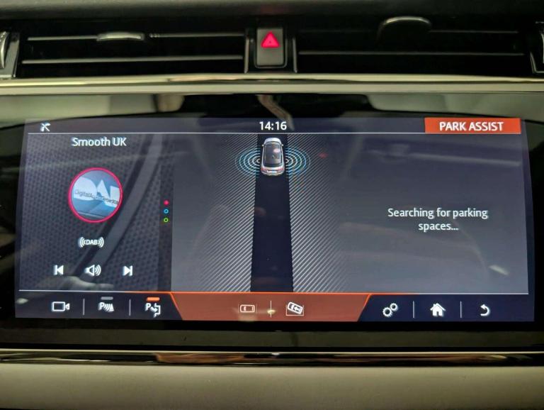 2020 Land Rover Range Rover Evoque 2.0 D180 MHEV R-Dynamic SE Auto 4WD Euro 6 (s/s) 5dr ESTATE Di...