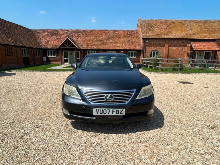 LEXUS LS460 4.6 V8 AUTOMATIC