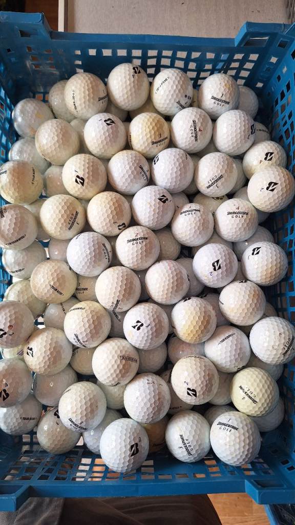 100 x Bridgestone Tour Golf Balls £28