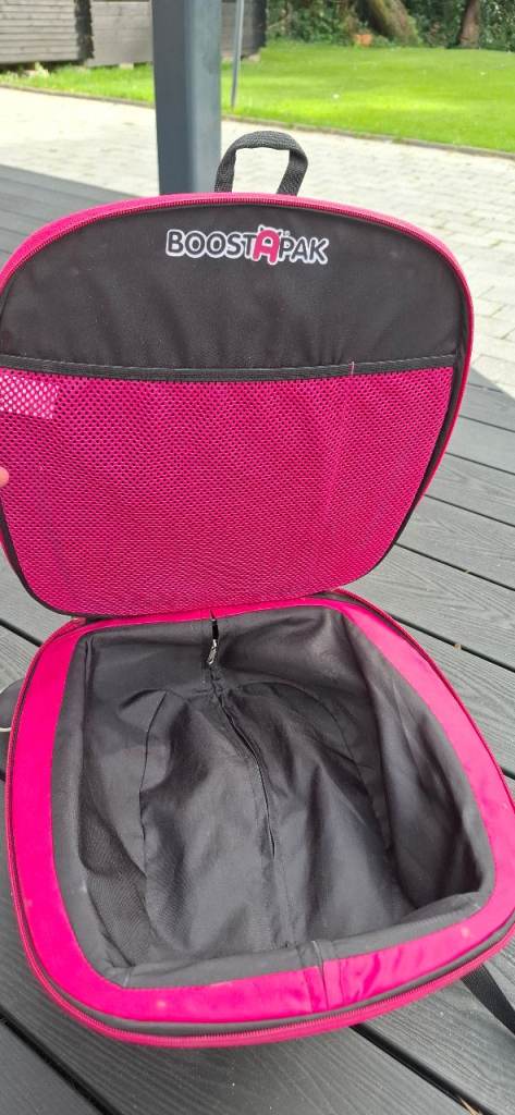 BoostApak Car Booster Seat Backpack – Pink, Good Condition