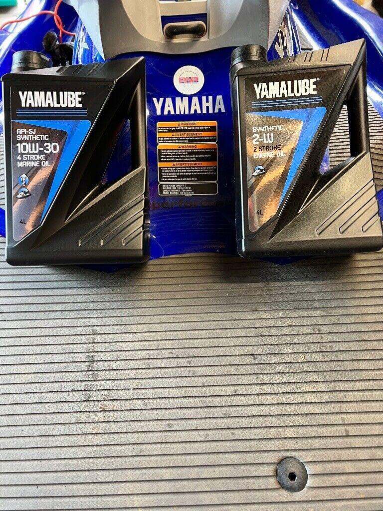 Jetski Yamalube 2 Stroke Oil & 4 Stroke Oil Yamaha Jet-Ski Boat