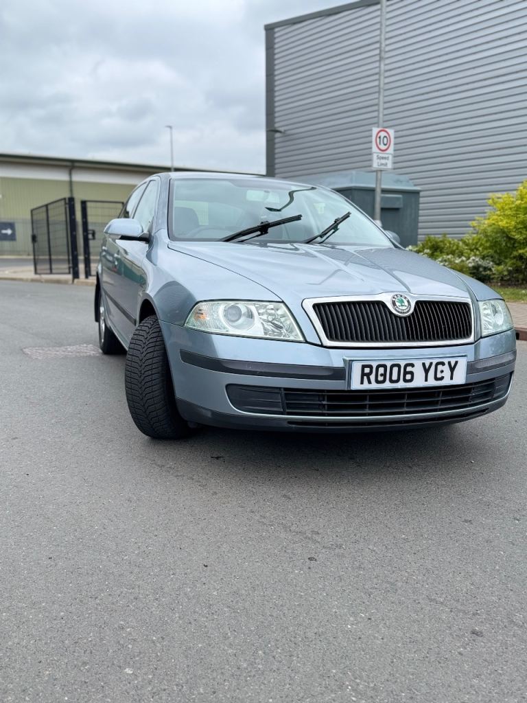 Skoda, OCTAVIA, Hatchback, 2006, Semi-Auto, 1896 (cc), 5 doors