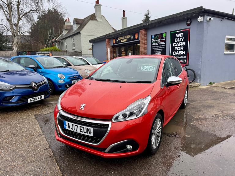 2017 Peugeot 208 1.2 PureTech 82 Allure 5dr HATCHBACK Petrol Manual