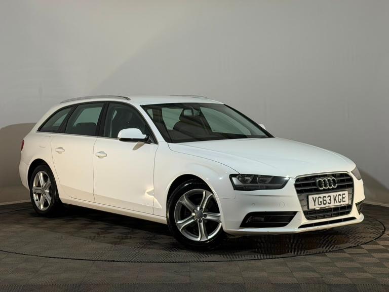 WHITE 2013 63 AUDI A4 SE TECHNIK TDI 2.0 DIESEL AUTOMATIC ESTATE 1 PREV OWNER