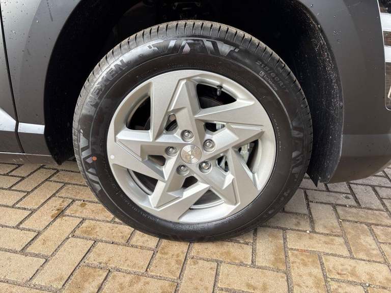 2025 Hyundai KONA 1.6T 138 Advance 5dr HATCHBACK PETROL Manual