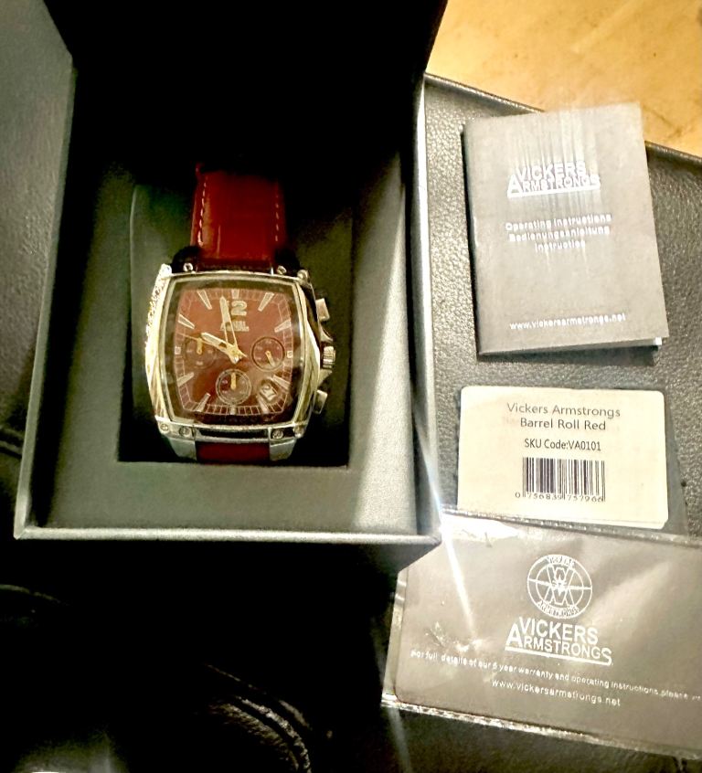 VICKERS ARMSTRONG LIMITED EDITION HAND ASSEMBLED BARREL ROLL IN STEEL RED WATCH SKU