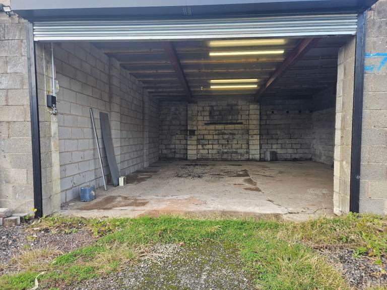 Storage space / Workshop to rent