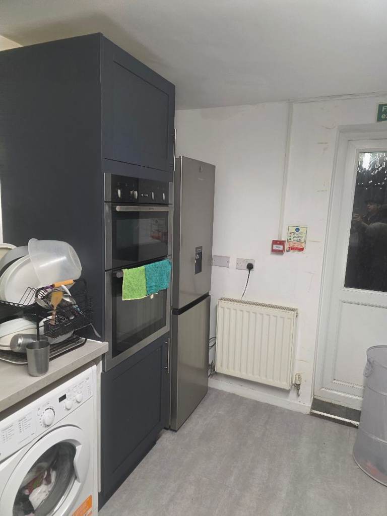 Double room to rent in hounslow west