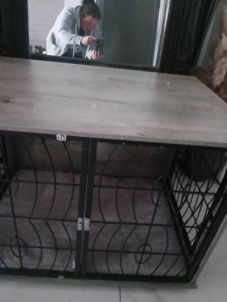 Dog cage for sale £20 