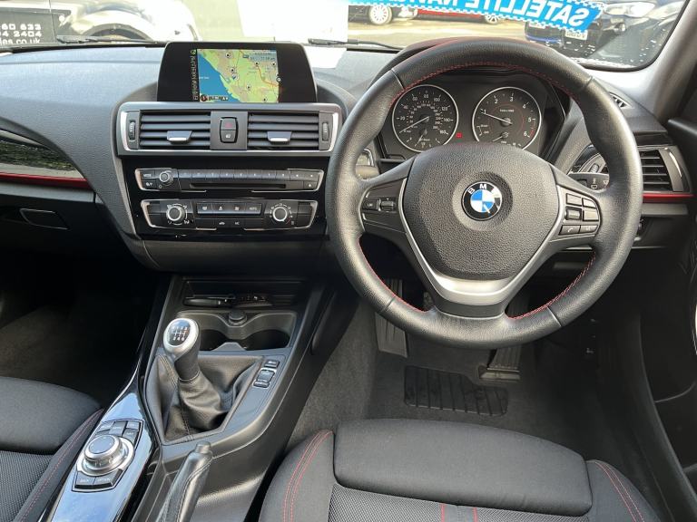 BMW 1 SERIES 2.0 118d Sport 5-Door 2016