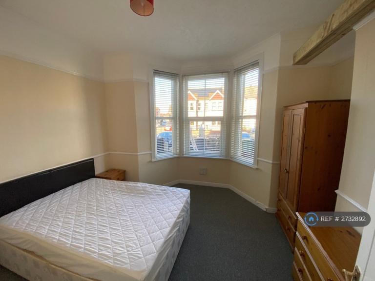 1 bedroom in Okehampton Road, Exeter, EX4 (#2732892)
