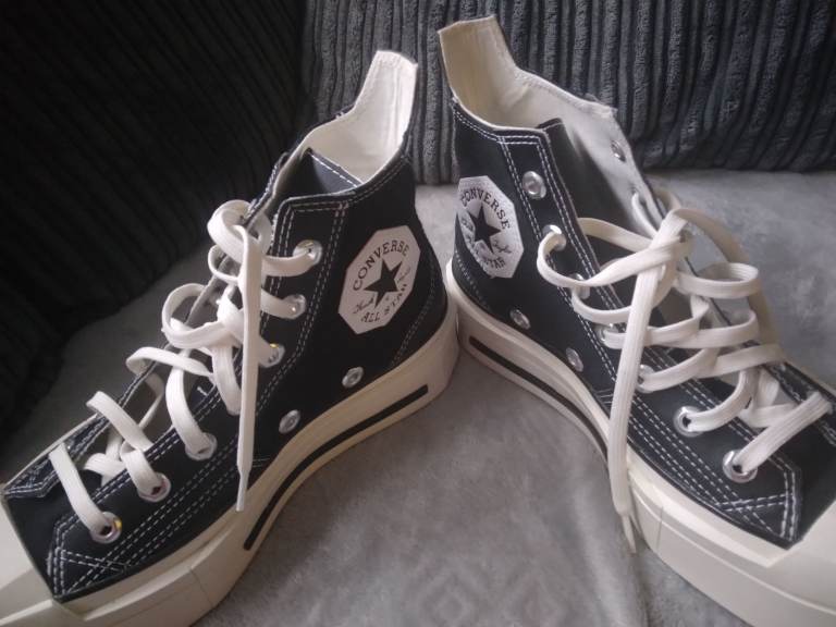 Converse square size 5.5 UK 38 EUR 