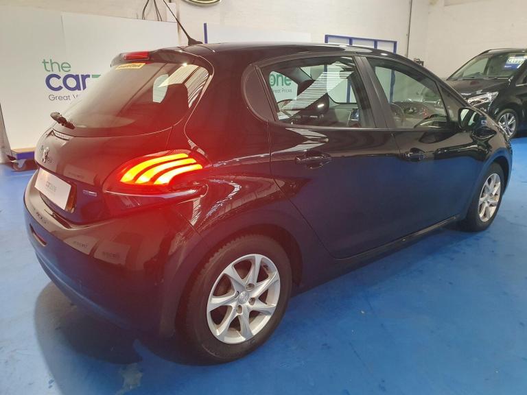 2016 Peugeot 208 1.2 PureTech 82 Active 5dr HATCHBACK PETROL Manual