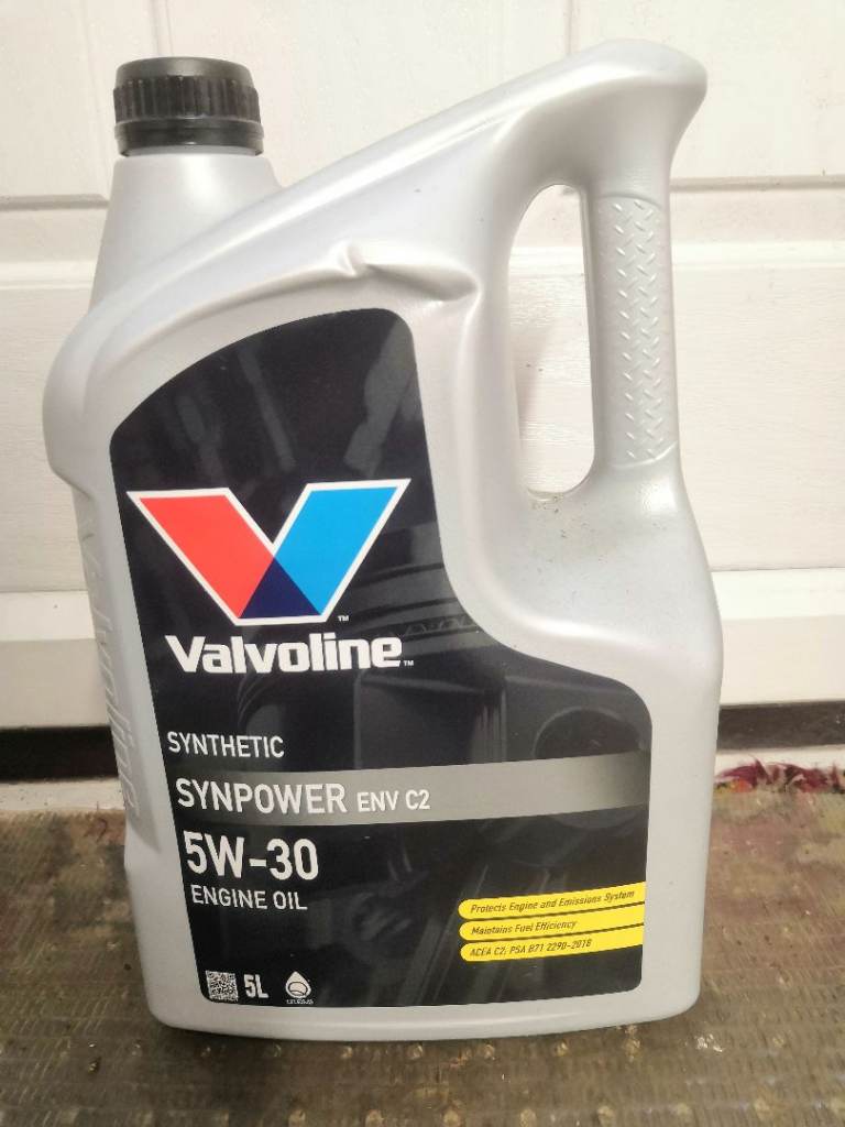 Valvoline  Synthetic 5W-30 Engine oil