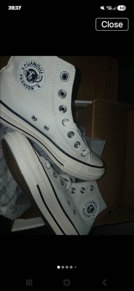 Brand new canvas high tops size 4
