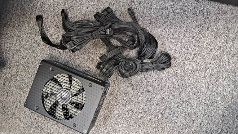 Corsair HX1200i Power Supply