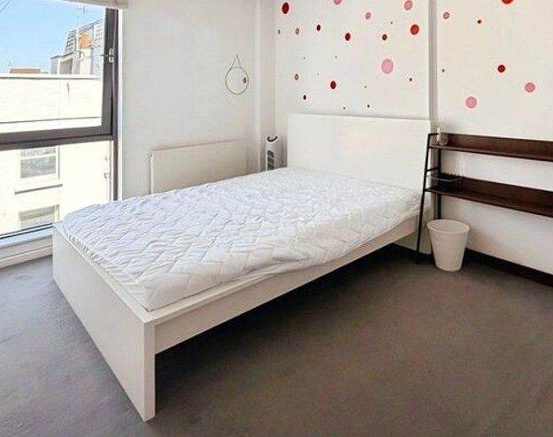 Malm Ikea King Size Bed - White Frame & Matress - Great Condition