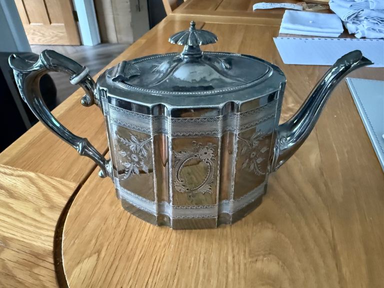Vintage Silver Plated Teapot – Ornate Design, Fair Condition