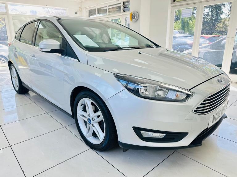 2016 Ford Focus 1.0 EcoBoost Zetec 5dr HATCHBACK PETROL Manual