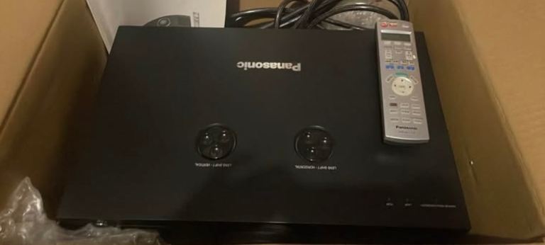 Panasonic Projector 