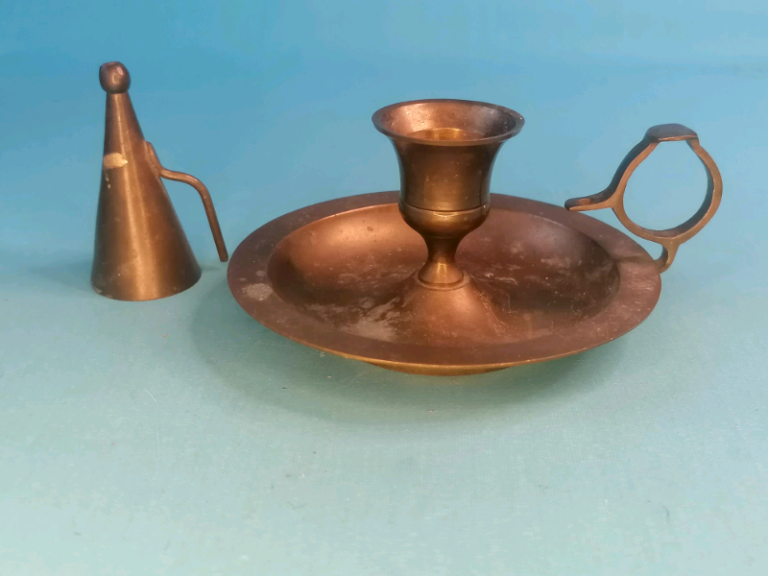 Vintage 4,5inch. Made in India Cooper candle holder with top.(Pre-owne