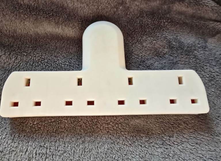 Multi Socket adaptor -4 way