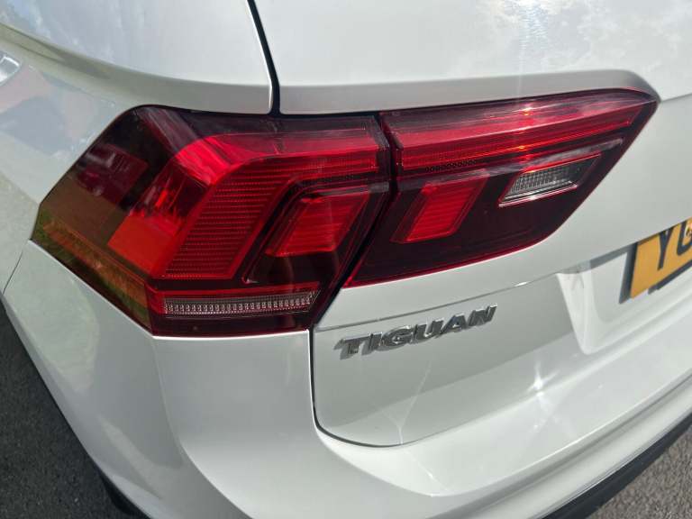 VOLKSWAGEN TIGUAN 2.0 TDI BlueMotion Tech SE Navigation 2016