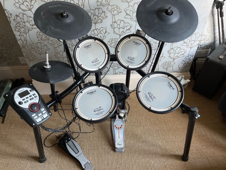 A Roland TD11KV all mesh heads electronic drum kit