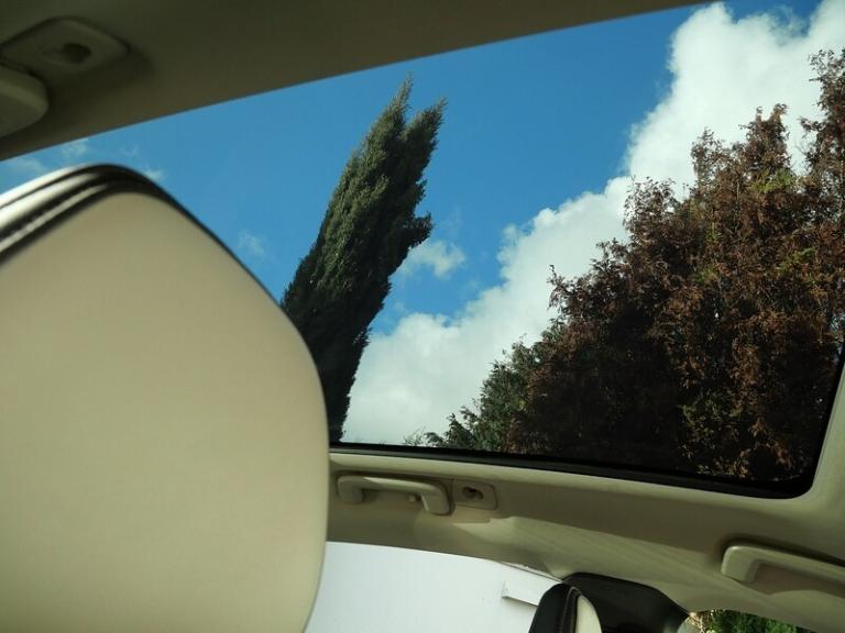 2016 Volvo V40 Cross Country 2.0 T5 Pro Hatchback 5dr Petrol Auto AWD Euro 6 (s/s) (245 ps) Hatch...