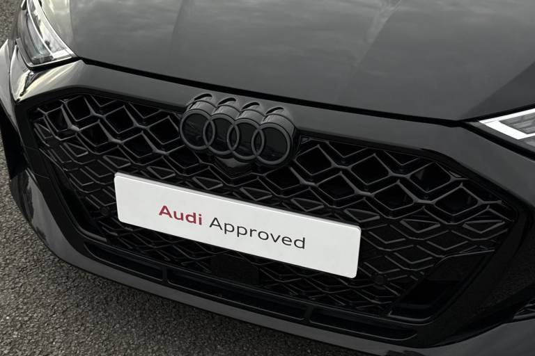 2025 Audi RS3 RS 3 TFSI Quattro Carbon Black 5dr S Tronic HATCHBACK PETROL Automatic
