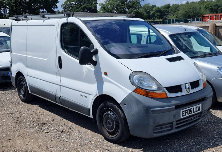 Renault Trafic 2005 – Starts & Drives – Needs Turbo – SORN