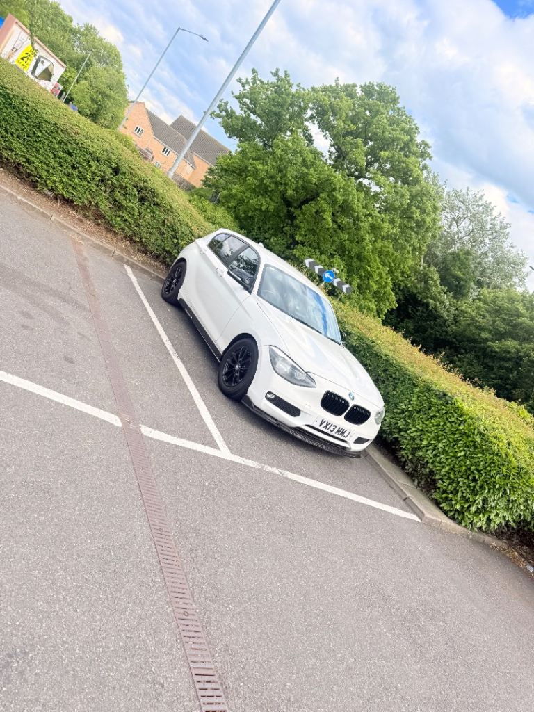 BMW, 1 SERIES, Hatchback, 2013, Manual, 1598 (cc), 5 doors