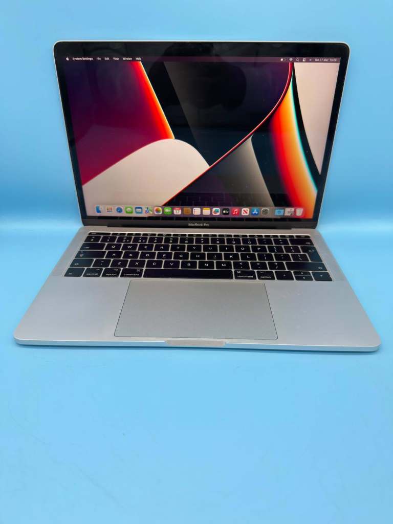 Latest Design Apple MacBook Pro Type C New style intel i5 New Flash SSD Ultra Fast Thin