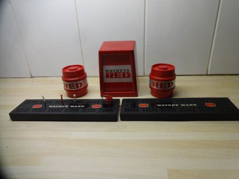 WATNEY RED BARREL ~ PUB MEMORABILIA ~ 1960 / 70s ~