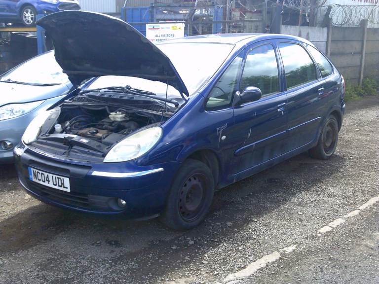breaking for spares citroen picasso 2004 1.6 p 