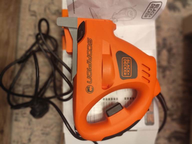 image for Black decker scorpion Saw 400w