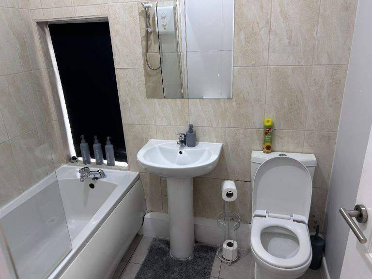 Happy Maiden Cleaners - Domestic Cleaning Service Including Deep Cleans, End Of Tenancy