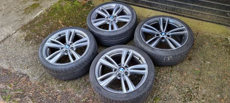 Genuine 442M alloy wheels set & performance tyres - full set
