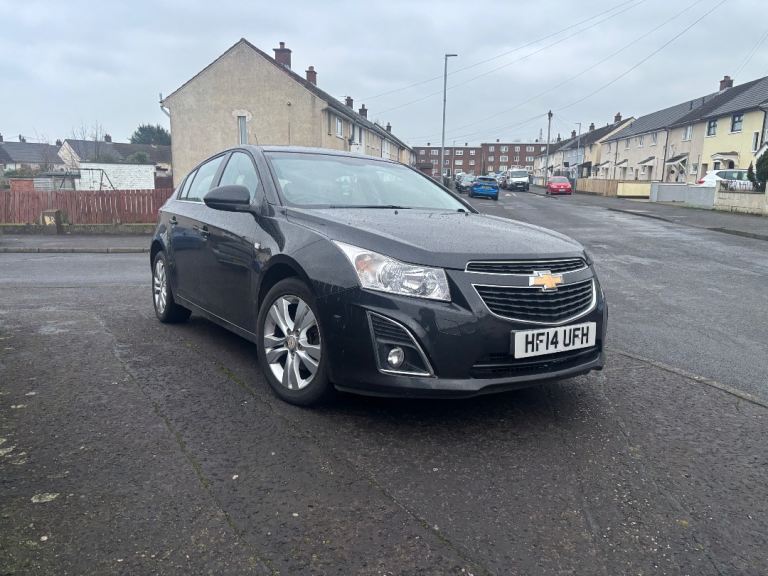 2014 Chevrolet Cruze 1.7d £30 road tax super cheap to run 